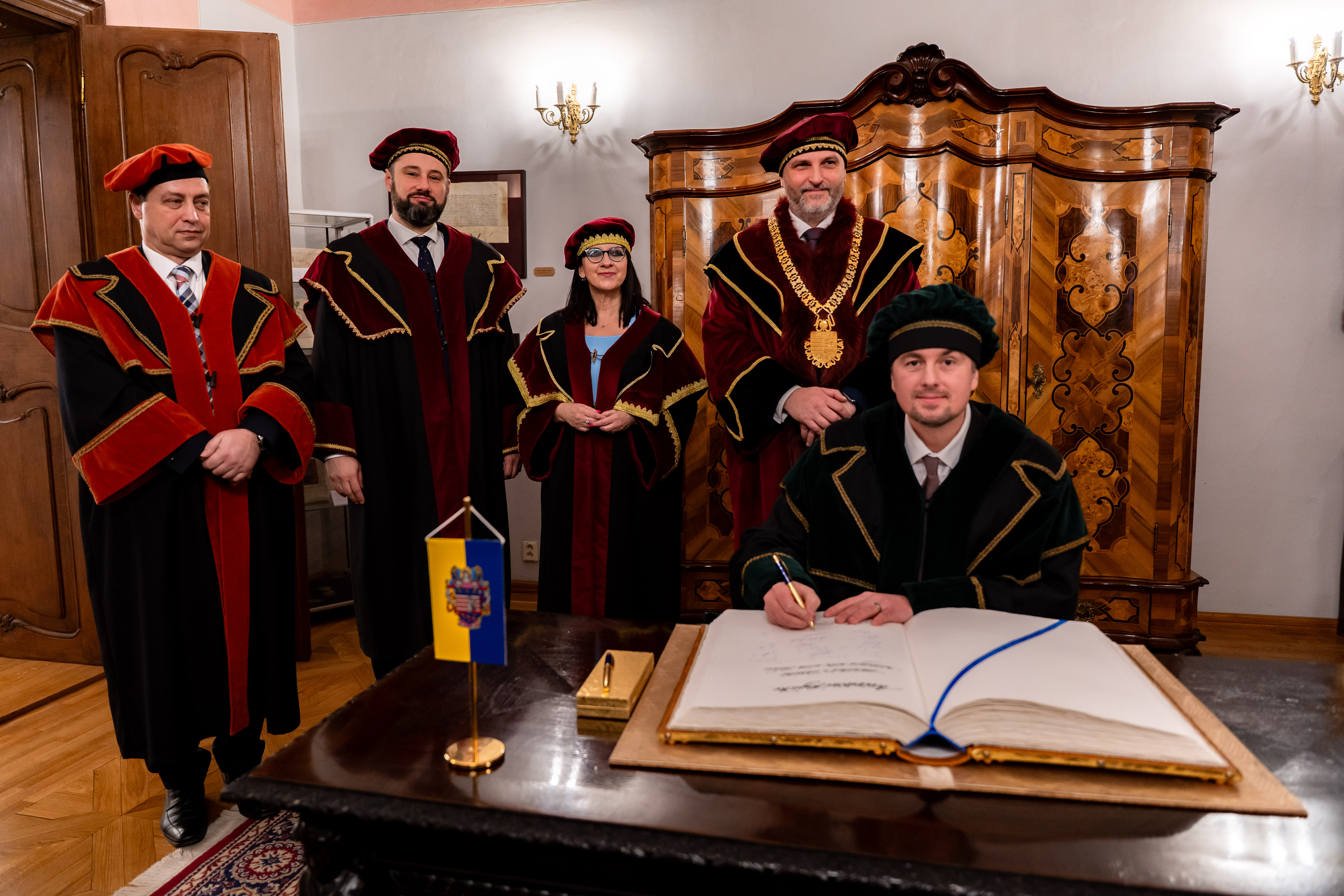  prijatie starostov Mestskych casti v Kosiciach.-84